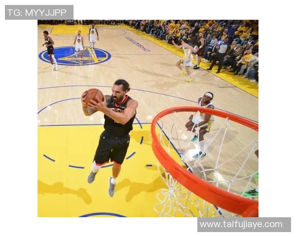 2016年NBA鹈鹕与火箭激战回顾精彩瞬间与球员表现分析